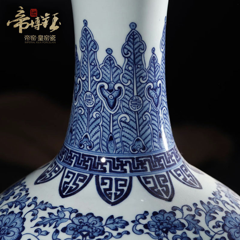 Jingdezhen ceramics imitation qianlong antique Chinese blue and white porcelain vase flower arrangement sitting room porch decoration furnishing articles