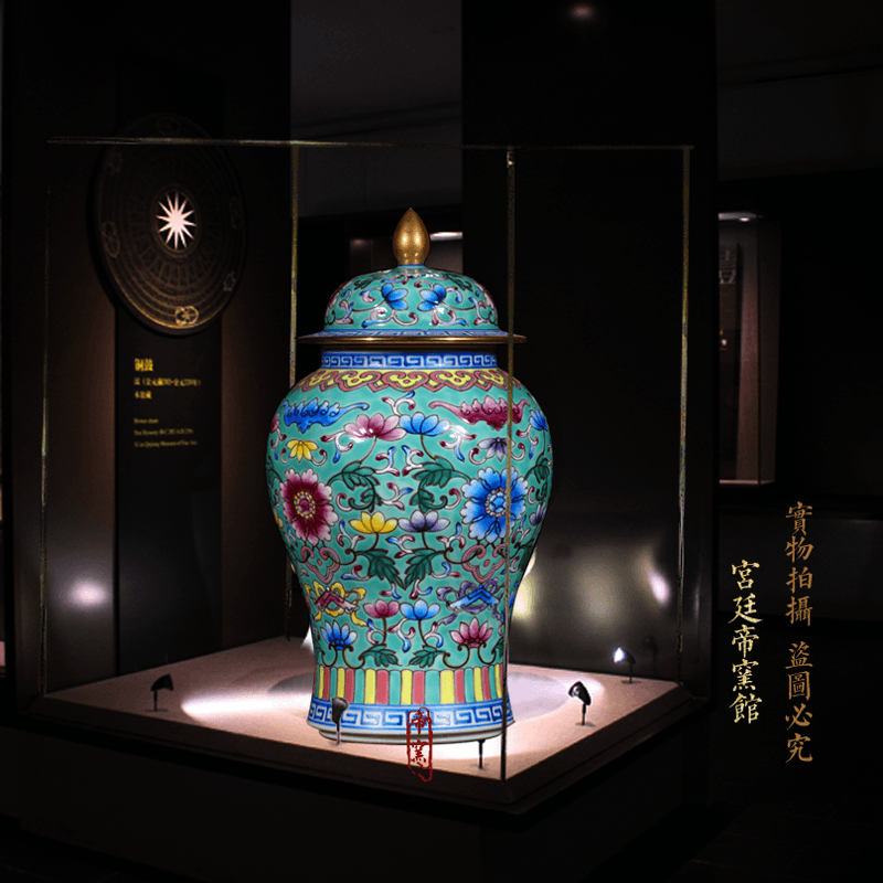 Jingdezhen ceramics archaize the qing qianlong general colored enamel paint pot vase Chinese crafts are sitting room