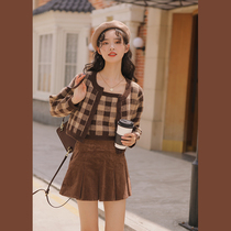 Lingjiu knitted checkerboard plaid sweater cardigan womens vest two-piece set spring 2022 short coat top set