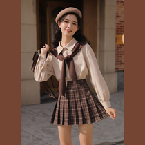 Lingjiu striped shirt womens spring design sense niche 2022 new retro early spring long-sleeved underwear top