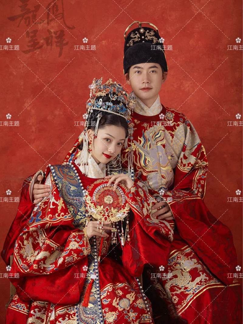 中式婚嫁服影楼主题拍照服装古装汉服婚纱照凤冠霞帔男女唐装情侣