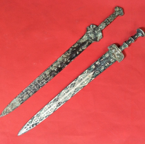 Gilt silver-rubbed bronze sword Antique sword made of old raw pit bag old pulp Spring and Autumn Warring States Yue Wang Jian sword