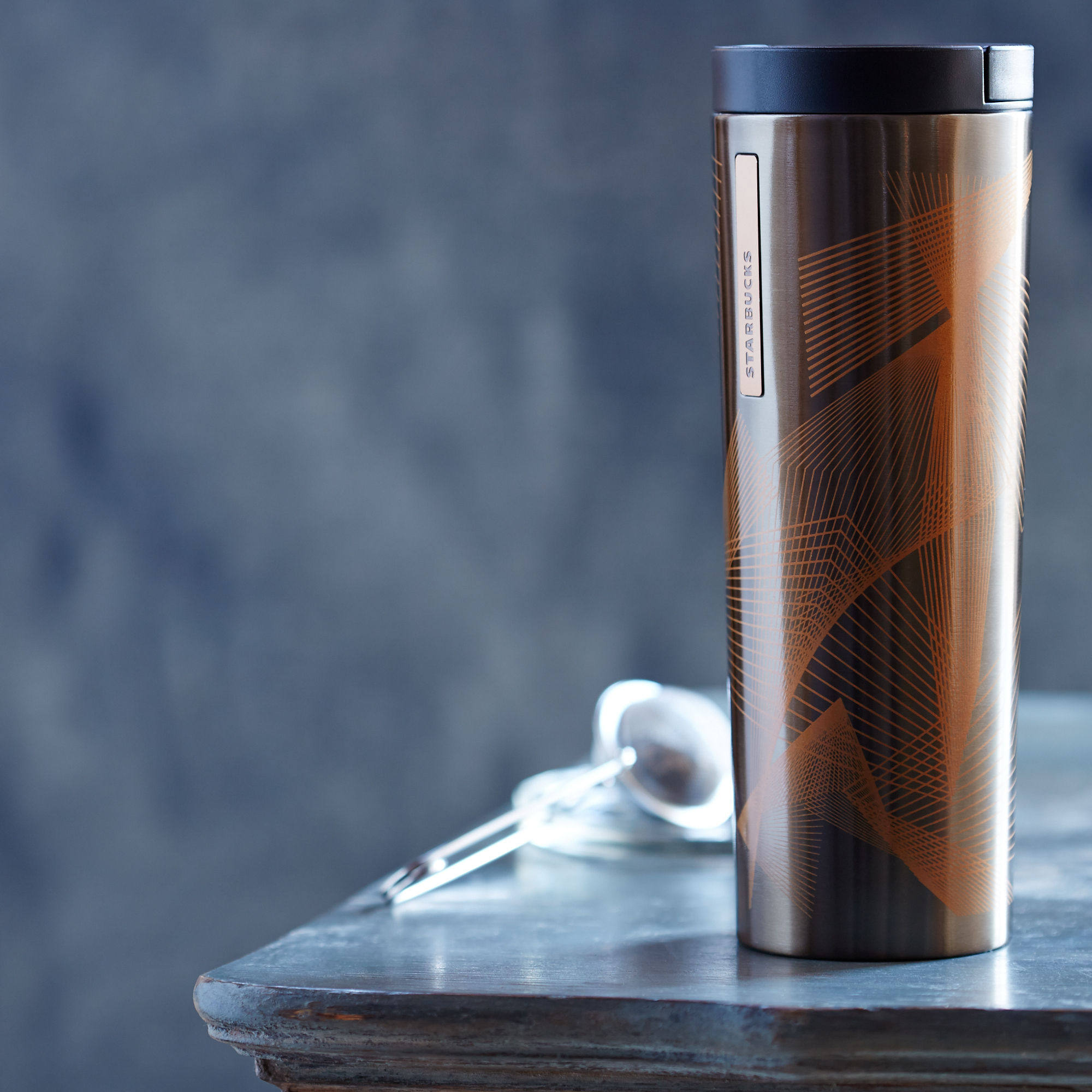 starbucks-星巴克 徽章系列 双层不锈钢 随行保温杯 473ml_7折现价280