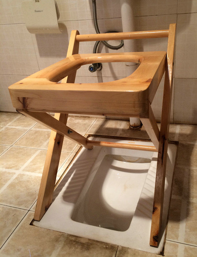 新品 全实木轻便携折叠坐便椅 坐便凳 孕妇老年人术后坐便器马桶