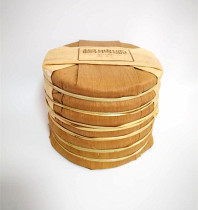 In 2015 Yangs Yun Puer tea raw tea Menghai Qizi Cake Tea