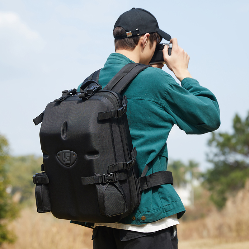 Yiye outdoor hard shell backpack professional SLR camera bag large capacity backpack waterproof shockproof photography bag