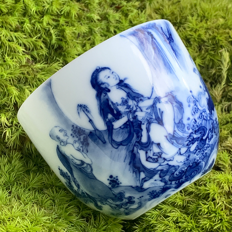 Jingdezhen nine kudan calcinations hand - made of blue and white porcelain cup chicken cylinder cup of emperor qianlong 's course