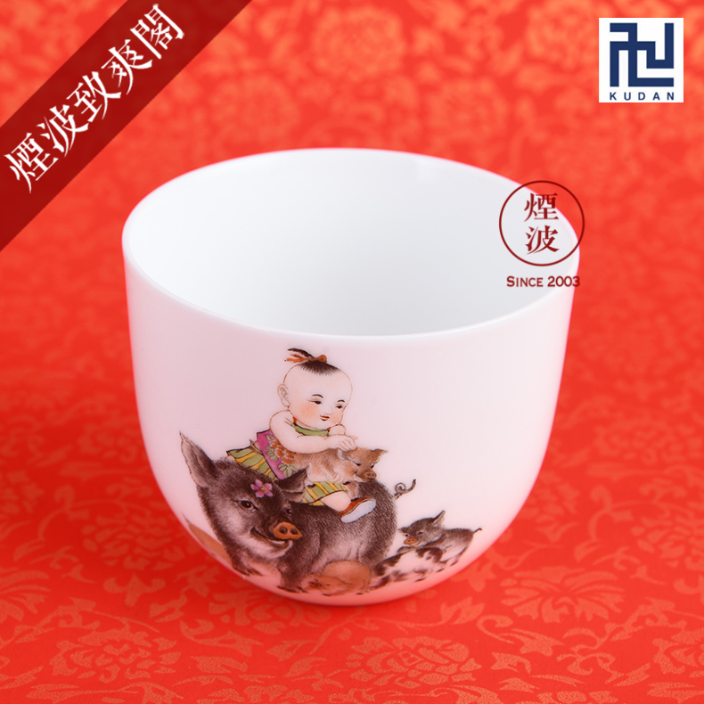 Those nine calcinations hand - made famille rose porcelain jingdezhen experienced painters set f coagulation cup pig chicken cylinder