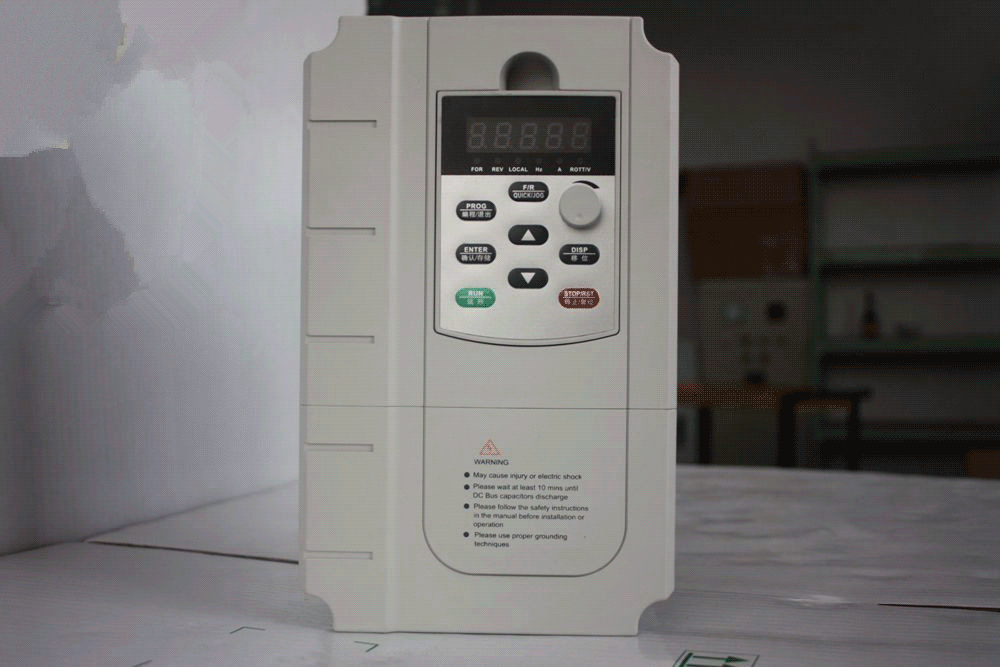 5kw2.2kw4kw5.5kw15kw22kw30kw37kw电机变频器380v