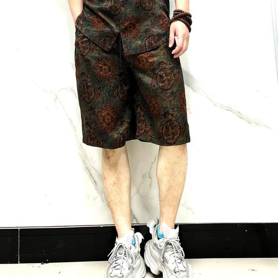 Xiangyunsha men's clothing mulberry silk heavy pants men's shorts fashionable summer print heavy industry jacquard designer
Xiangyunsha men's clothing mulberry silk heavy pants men's shorts fashionable summer print heavy industry jacquard designer