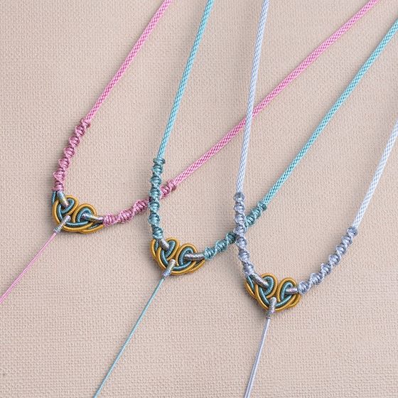 DIY 브레이드 목걸이 로프 조절 가능한 랜드 펜던트 금 홀터 목 밧줄 고대 스타일 장식 스웨터 행 로프 여성 DIY 브레이드 목걸이 로프 조절 가능한 랜드 펜던트 금 홀터 목 밧줄 고대 스타일 장식 스웨터 행 로프 여성