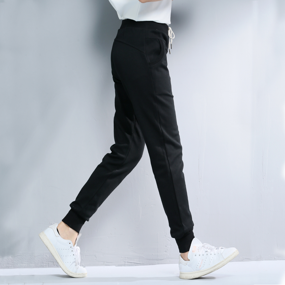 2019 new spring and autumn casual sports pants female small feet students with slim and thin leather pants black bunch feet long pants