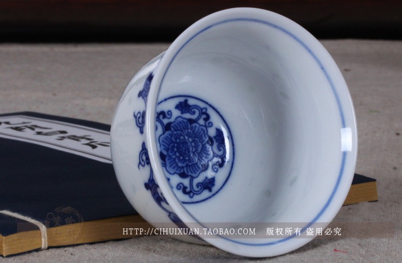 Jingdezhen porcelain and exquisite porcelain ceramic cups little glass liquor cup porcelain cups ceramic cup