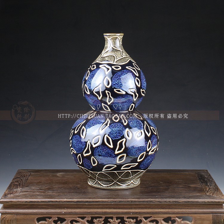 Archaize of jingdezhen ceramics up porcelain ceramic decoration carving furnishing articles under glaze color vase in the living room