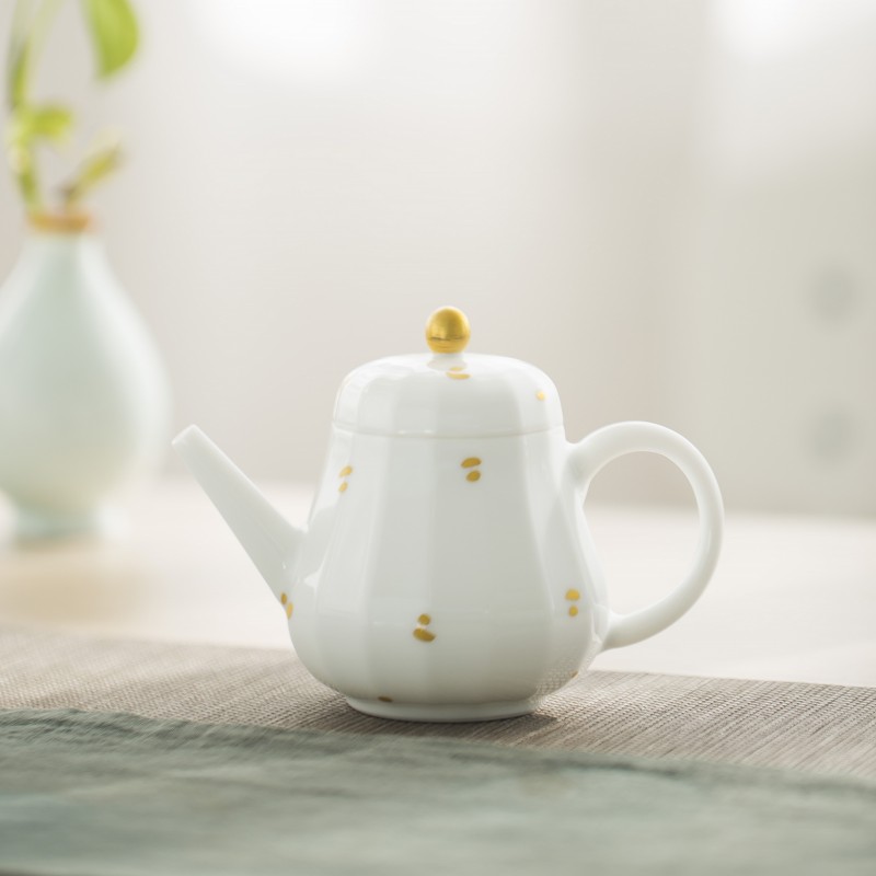 Jingdezhen sweet white glazed see manual kung fu tea pot single pot of gold household kung fu little teapot tea utensils