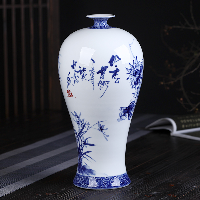 Jingdezhen ceramic masters hand draw blue and white porcelain vases, flower arrangement furnishing articles sitting room porch ark of new Chinese style decoration