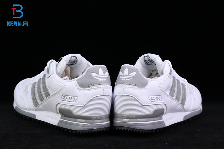 Кроссовки Adidas ZX750 S76189 S76191 Кроссовки Adidas ZX750 S76189 S76191 Adidas / Adidas