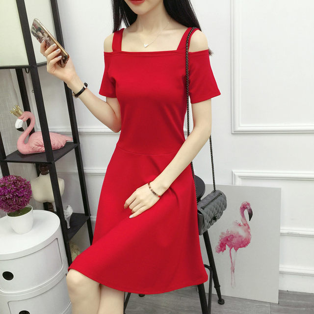 ເສື້ອຍືດແຂນສັ້ນ a-line suspender 2022 new summer dress sexy one-shoulder mid-length temperament slim skirt