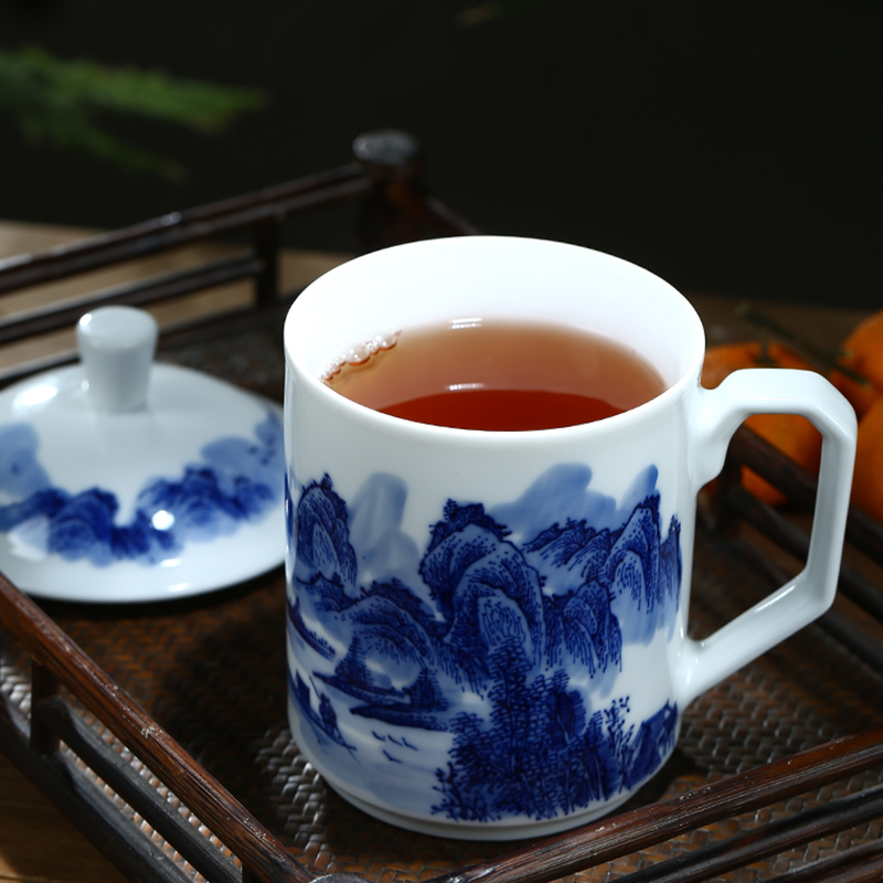 Jingdezhen ceramic cups with cover double anti hot tea cup hand - made of blue and white porcelain cup boss office glass cup