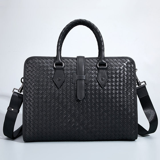 First layer cowhide woven bag men's briefcase genuine leather men's bag handbag business commuter bag one-shoulder crossbody bag
First layer cowhide woven bag men's briefcase genuine leather men's bag handbag business commuter bag one-shoulder crossbody bag