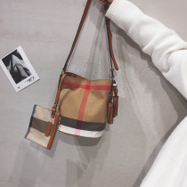 Singapore Light Extravagant Brands Womens Bags Large Capacity Fall 2021 New Slanted Satchel Casual Fashion Classic Single Shoulder Bag