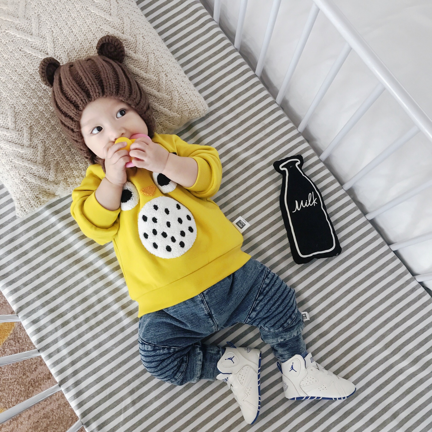 0-3-6-9-12个月婴儿冬季上衣宝宝5加绒衣服新生满月卡通a类外套潮