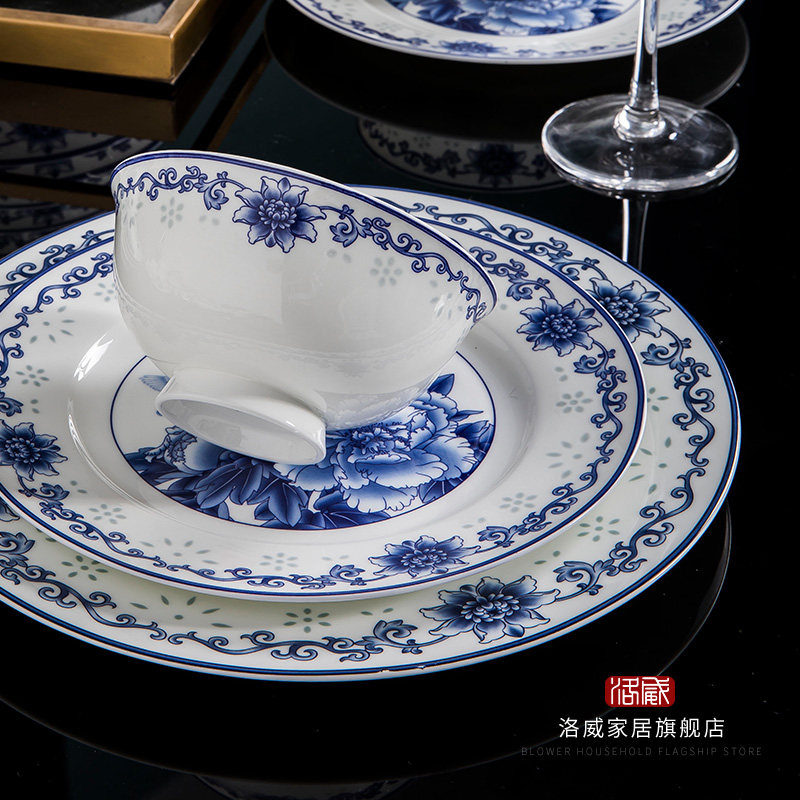 Blue and white porcelain ipads porcelain tableware suit Chinese contracted household jingdezhen ceramics dishes dishes dishes restoring ancient ways