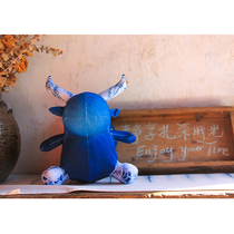 Blue Sequel Dyed Bulky Bull Doll Bull Bull swing piece decorated with national wind minimalist fashion cartoon blue