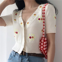 Fa-style retro rework embroidery hooked flower-knitted sweatshirt with cuddly floral side V collar button short sleeve blouse summer