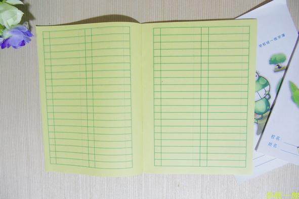 32k课业本 小学生三线田字数字高小低小写字数学拼音田字薄批发