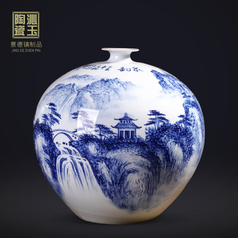 Jingdezhen ceramics hand - made antique Chinese blue and white porcelain vases, flower arrangement sitting room pomegranate bottles of rich ancient frame furnishing articles