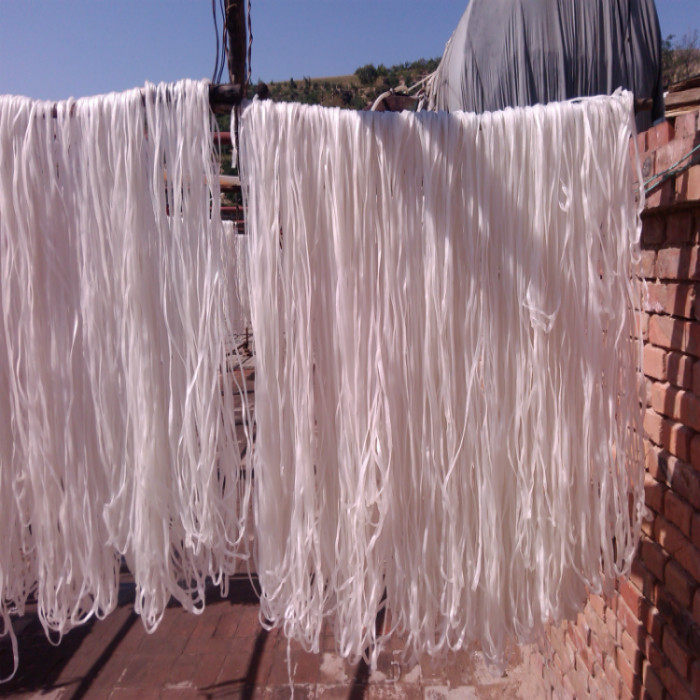 山西吕梁临县纯土豆粉条(五斤一袋,一袋包邮)