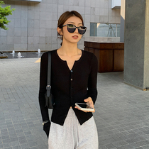 South Korean long sleeve v collar knit cardigan outside wearing 2021 spring and autumn new design feeling small and thin blouses