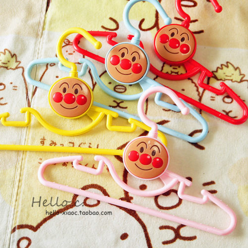 可爱面包超人儿童衣架卡通塑料晾衣架衣挂学生宿舍家用宝宝衣撑子_7折