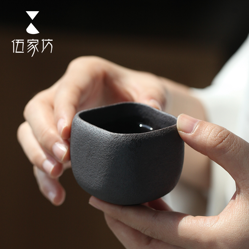 The Wu family fang fang the Japanese Wu ceramic checking noggin individuality creative stone grain sample tea cup cup