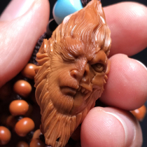 (A Nian Magic Holy)Qi heavenly Saint Sun Wukong Olive core carving handmade master single grain handle necklace