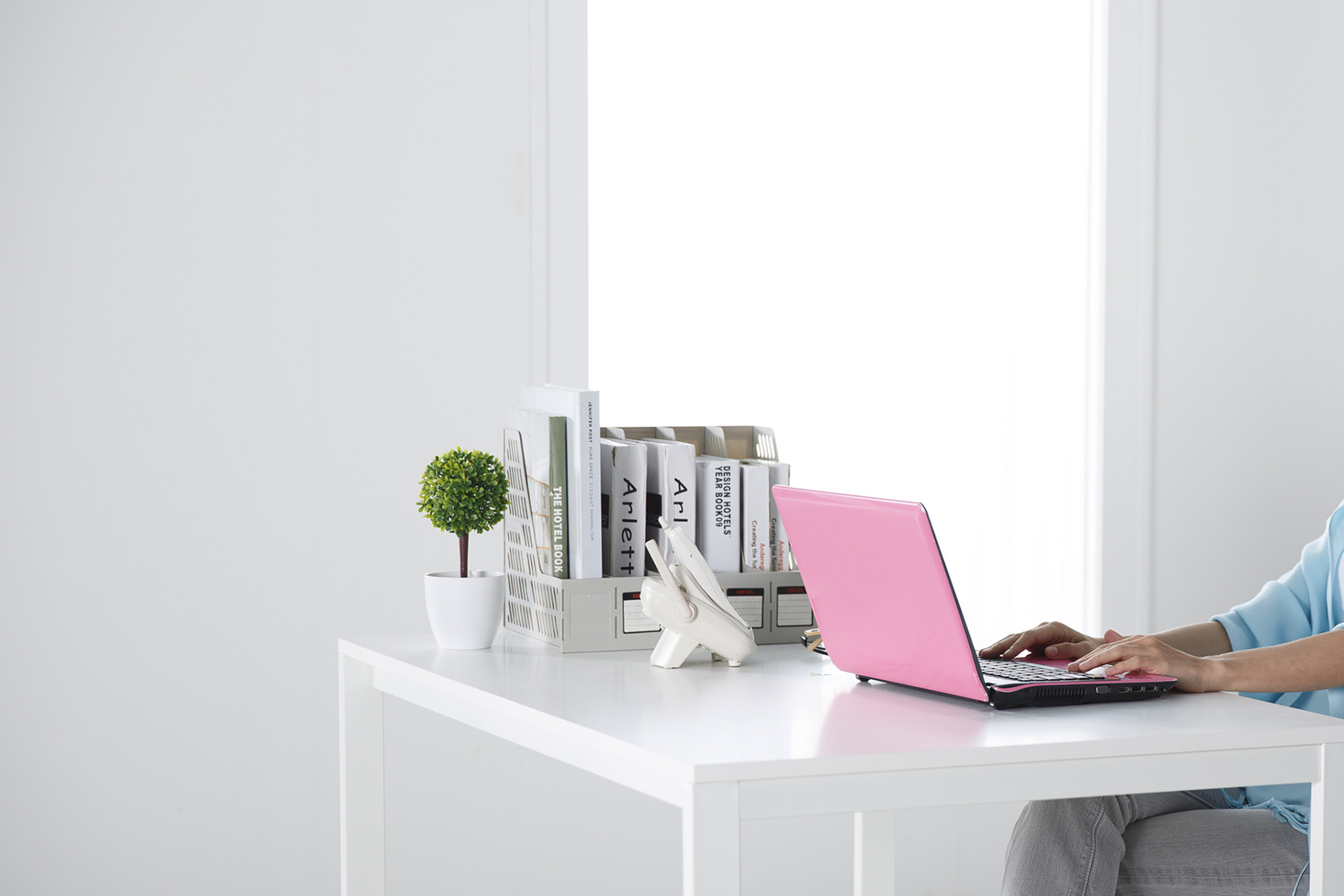 用创意打造,职场女生都想要的办公桌面