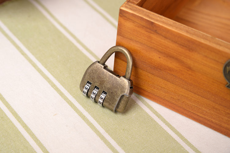 zakka包邮实木带锁秘密小盒日记本木盒子小号收纳盒明信片首饰盒