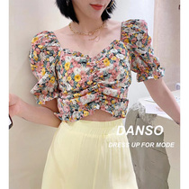 New womens V-neck jacket womens floral chiffon short sleeves one-word collar short fashion summer shirt