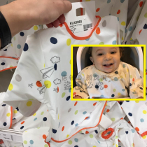 IKEA Shenzhen IKEA Clading bib baby eating blouse Anti-dressing bib Rice pocket saliva towel