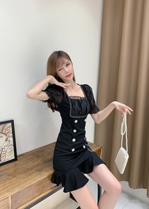 Sexy and tight foam sleeve square neck fit fishtail dress