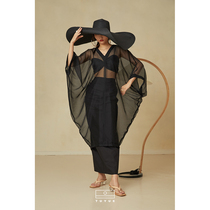 Tu moon design sense black V-neck sunscreen shirt womens autumn long sleeve thin pullover split perspective top loose blouse