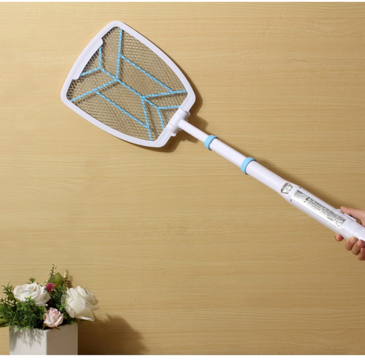 电蚊拍充电式家用强力加长超强康铭蚊子拍苍蝇拍灭蚊神器伸缩可