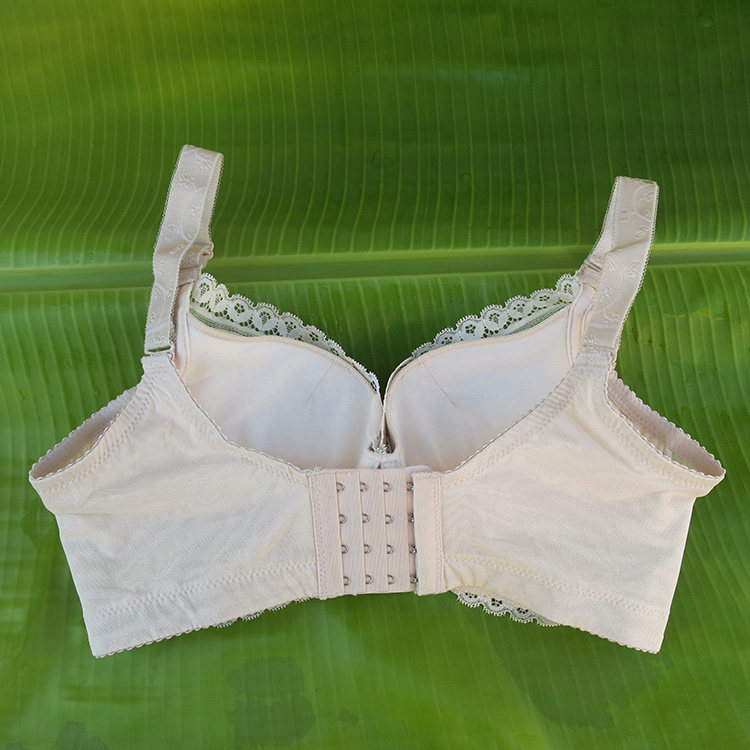 精油按摩柔珠文胸聚拢小胸上薄下厚四排扣内衣调整型不空杯女34b