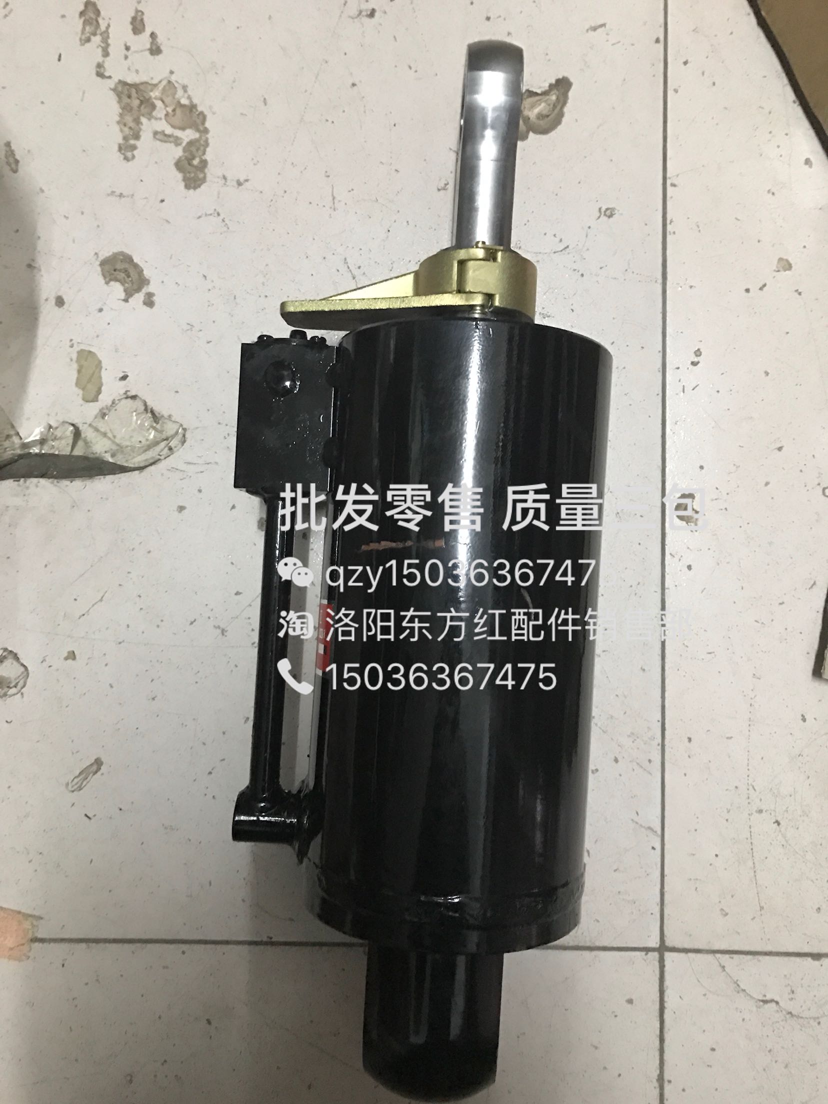 东方红拖拉机原厂提升油缸/强压油缸既 原厂原装配件
