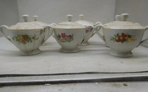 Nostalgic collection In the 1970s and 1980s old supply and marketing agency inventory Binaural tea cans Sugar cans Old goods genuine nostalgic collection