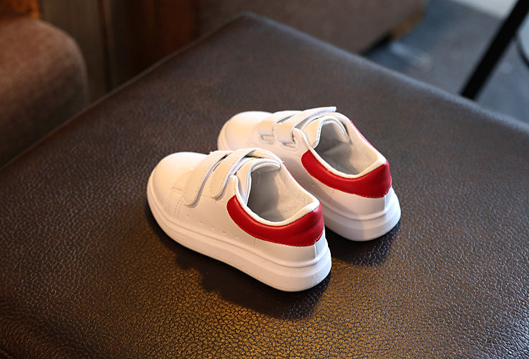 女童小鞋季男童影楼拍照3-6岁百搭8儿童摄影鞋10小孩公主防滑板鞋