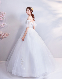 Princess Fan’er Fashion Bell Sleeve Bride Shoulder Wedding Dress