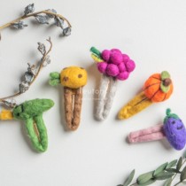 Fruit Union wool felt hair ring side clip peach banana strawberry pineapple telephone line wool hairpin brooch hand-made