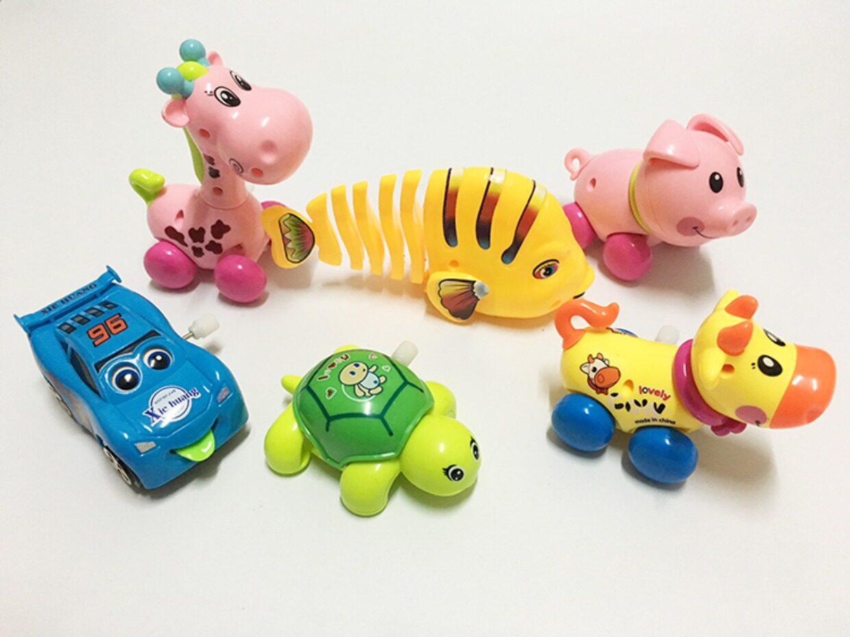 上链发条小动物长颈鹿猪奶牛章鱼乌龟交通工具汽车男女孩宝宝玩具